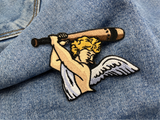 Engel mit Baseballschläger Patch auf dunkelblauer Jeans