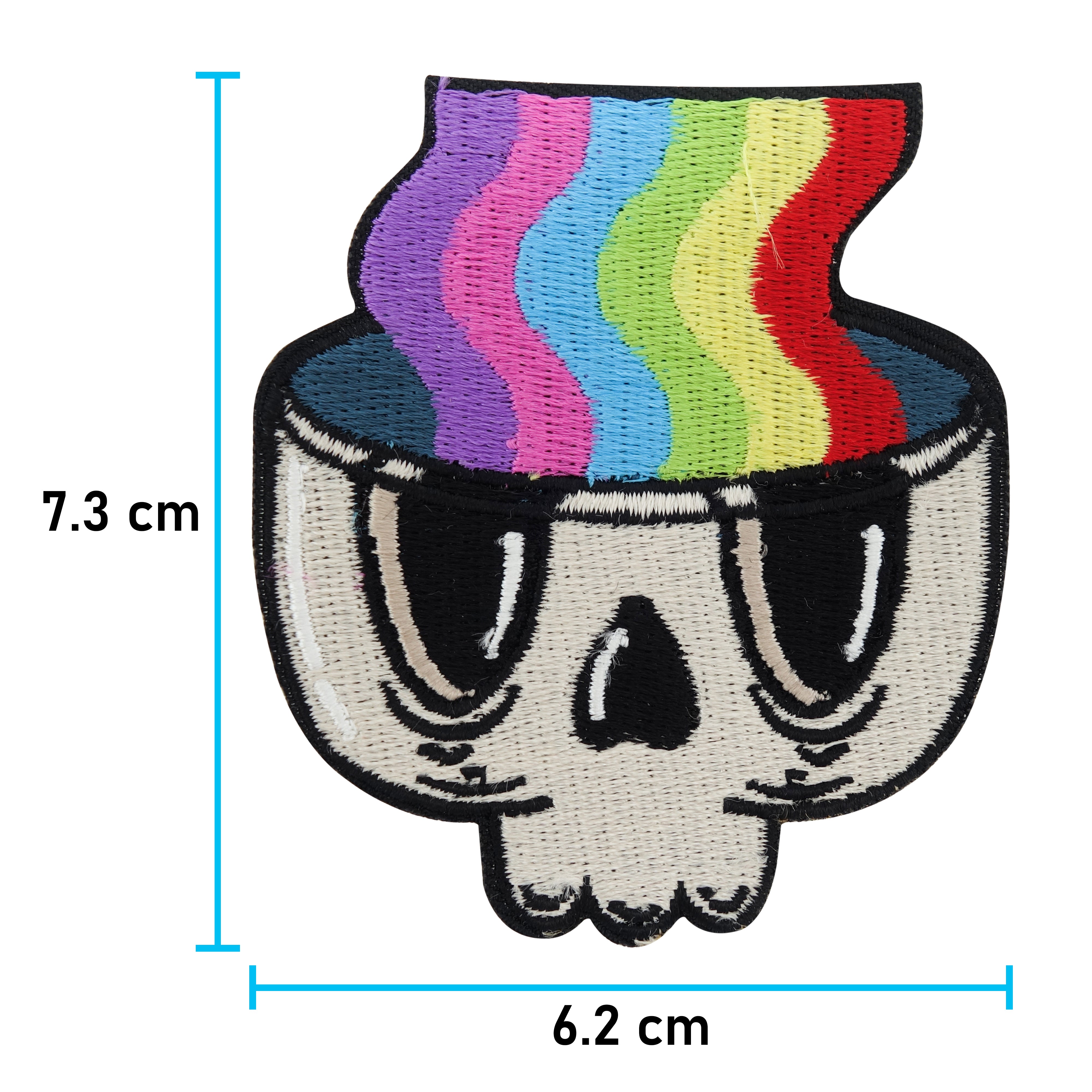 Regenbogen im Totenkopf Patch mit der Maße: 7,3 x 6,2 cm
