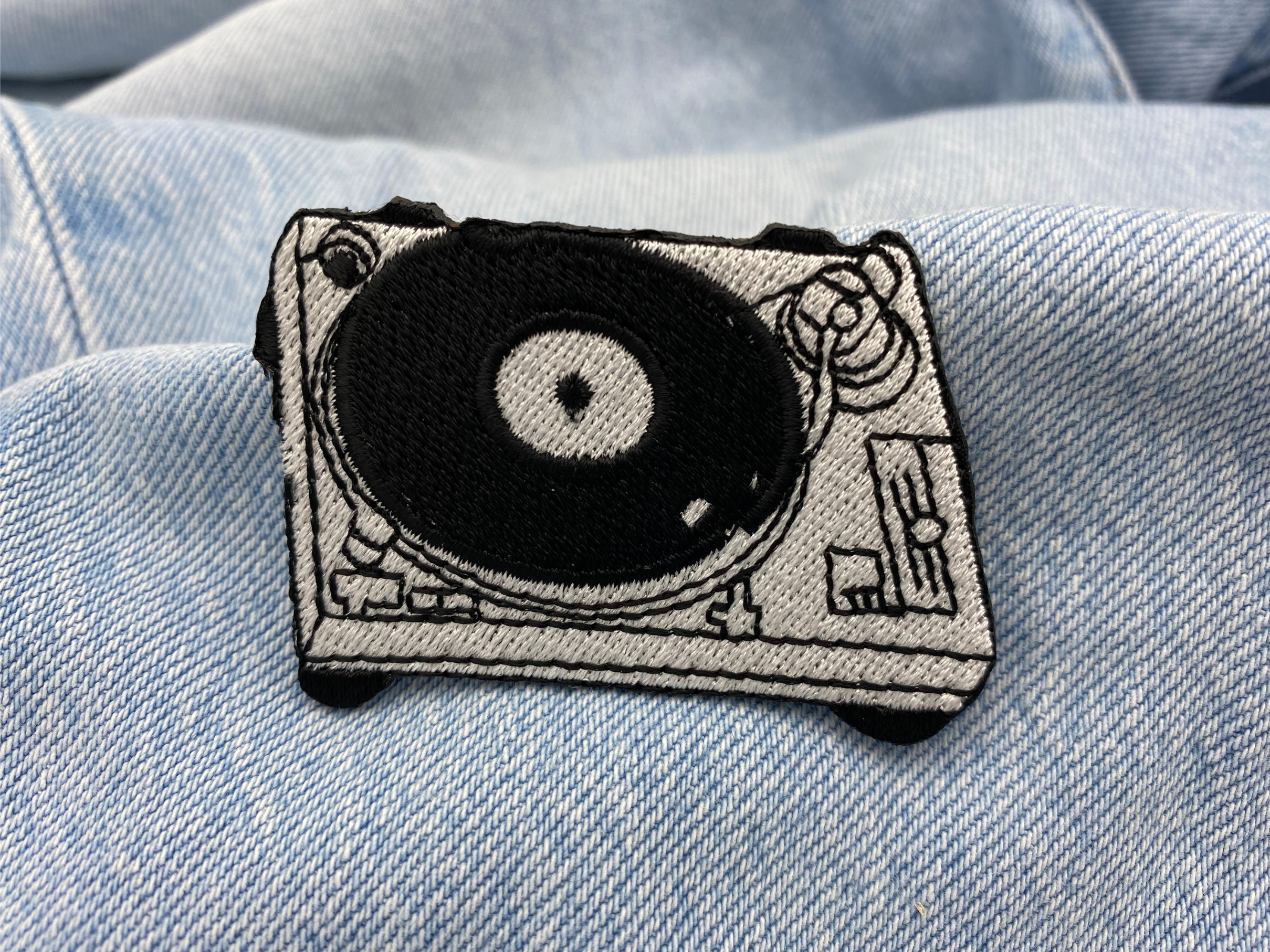 Dj Mischpult Bügelbild Patch zum Aufbügeln | Patches, Aufbügelmotive Finally Home