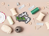 Hände die mit Geld werfen Bügelbild Patches zum Aufbügeln | Patch, Aufbügelmotive Finally Home