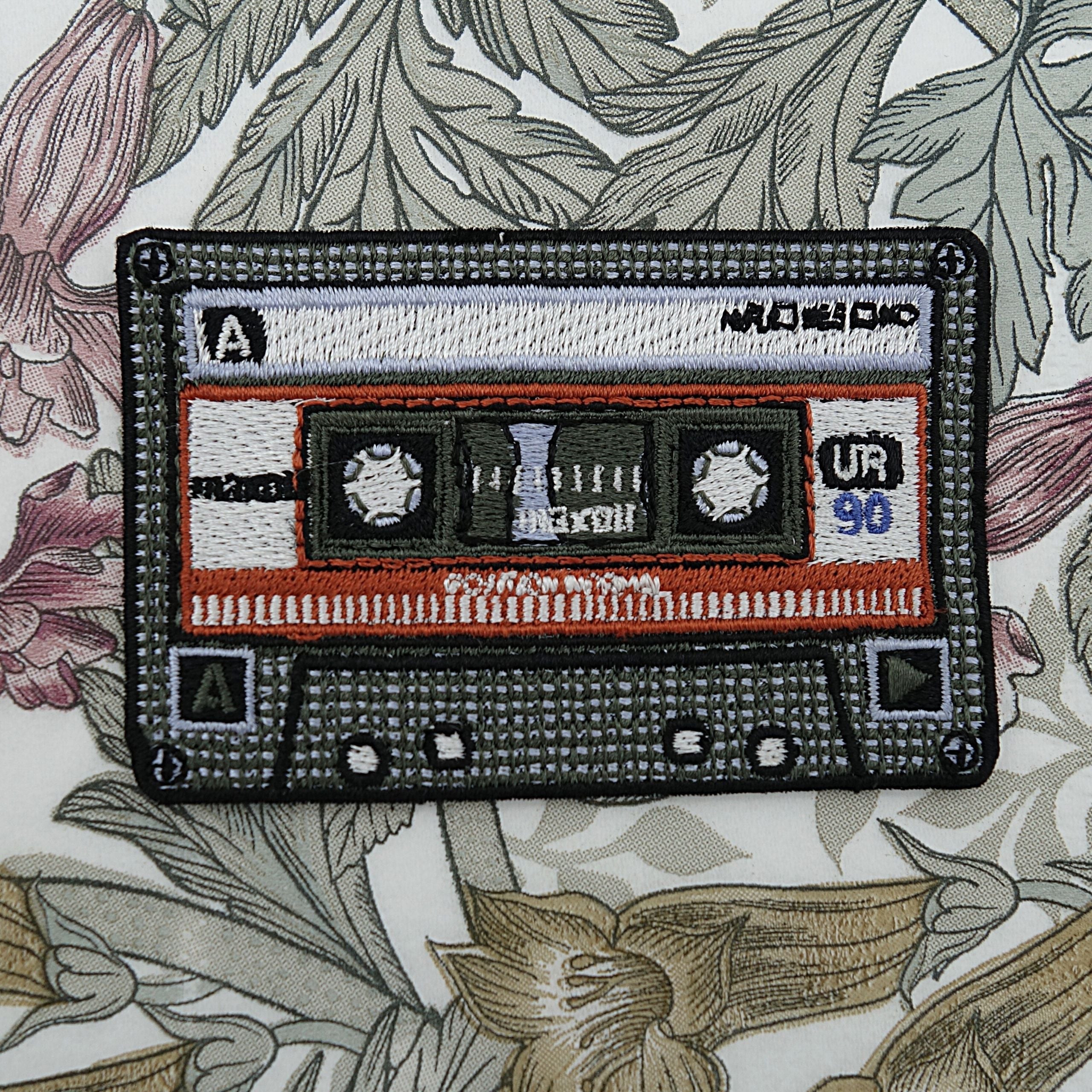 Flicken-Bügelflicken-Aufbügler-Bügelbild-Bügelpatch-Jeansjacke-Vintage-Old-School-Schallplatte-Album-80s-Band