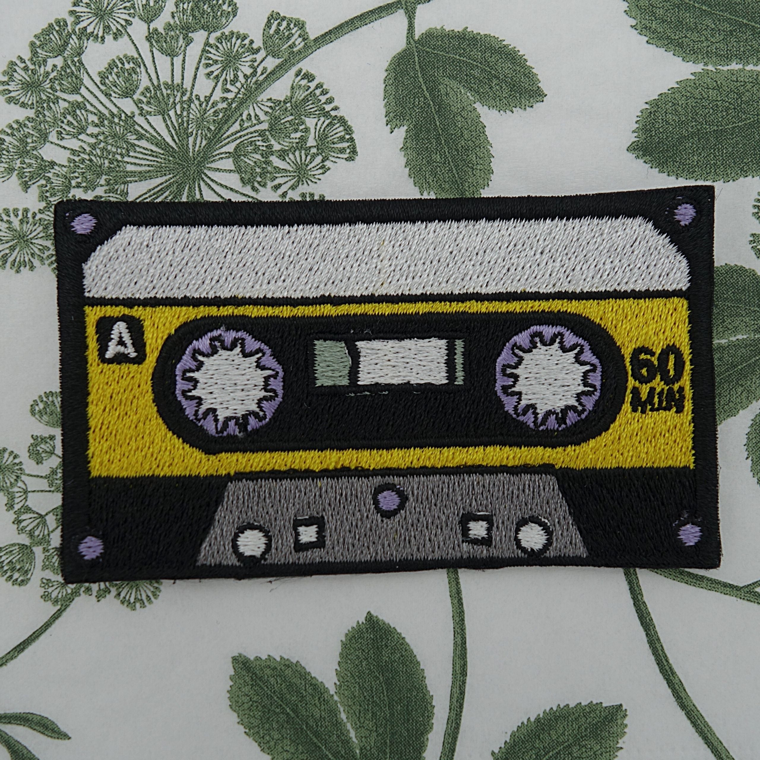 Flicken-Bügelflicken-Aufbügler-Bügelbild-Bügelpatch-Jeansjacke-Retro-Vintage-Old-School-Schallplatte-Album-80s-Band