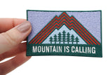 Camping-Berge-Bäume-Flicken-Bügelflicken-Aufbügler-Bügelpatches-Retro-Grün-Rot-Blau